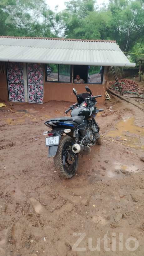 Bajaj Pulsar 220 2021 Single Owner Bike