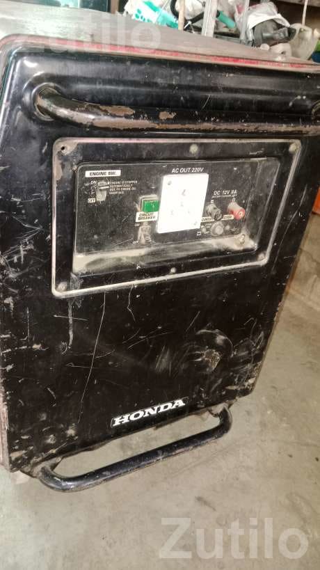 Honda EKK 2800 Generator - Generators & Power Equip. - Waghai - Image 3