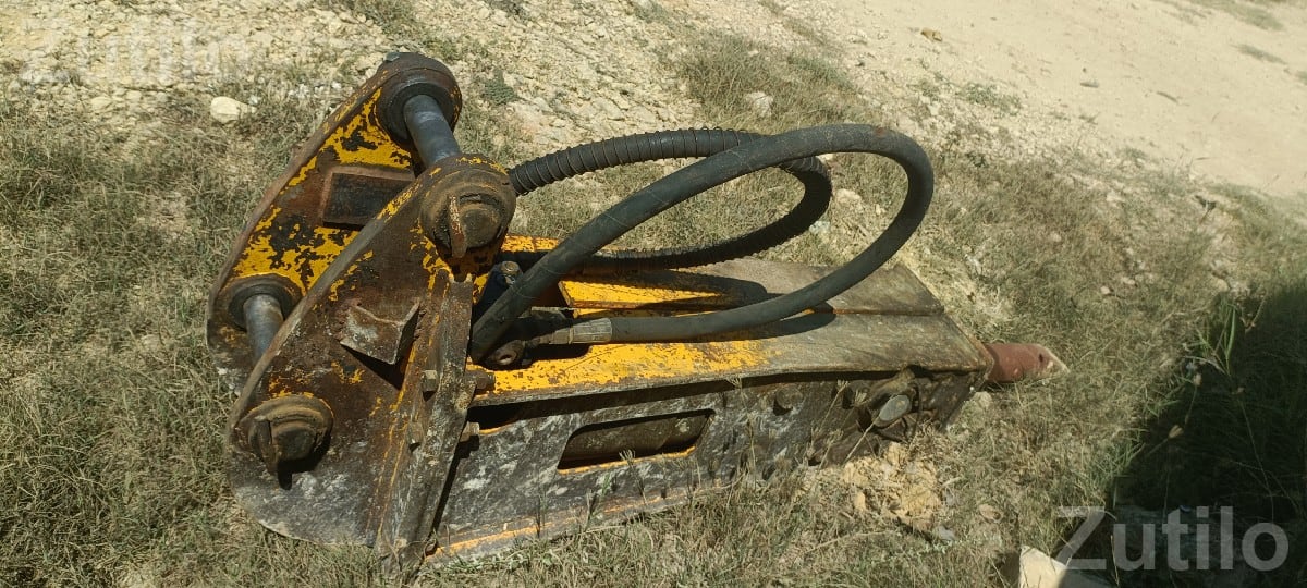JCB Breaker HM360 with Kit