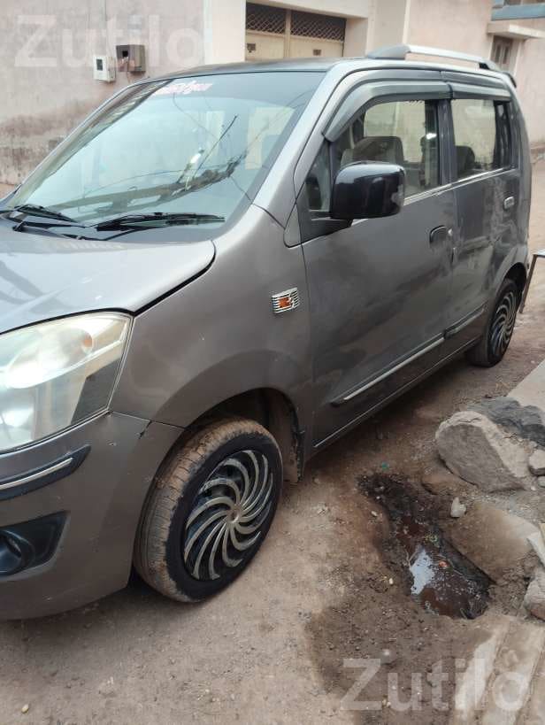 Maruti Suzuki WagonR VXI 2013 Petrol CNG - કાર - બોટાદ - Image 4