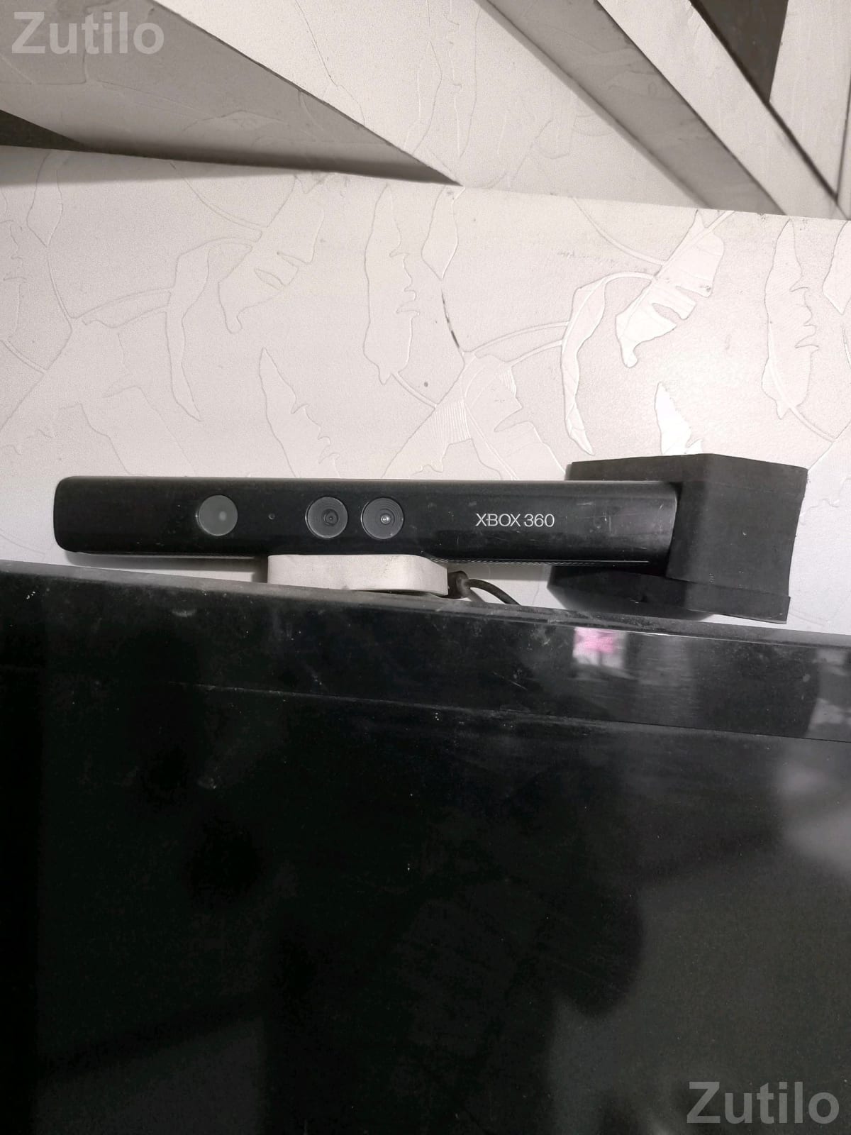 Xbox 360 Kinect Console with Controller - Gaming Consoles - Surendranagar City - Image 3