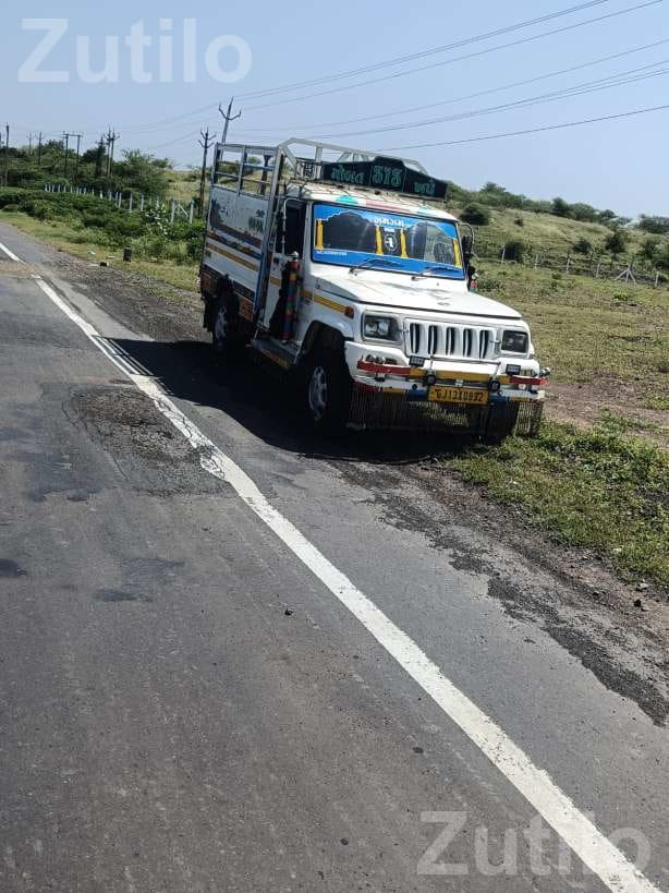 2012 Goods Carrier Truck Full Condition - Trucks & Lorries - Botad - Image 2