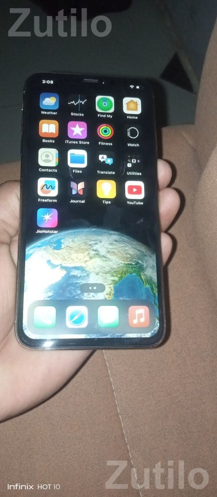 Apple iPhone XS with 95% Battery Health - Mobile Phones - Gadhada - Image 3
