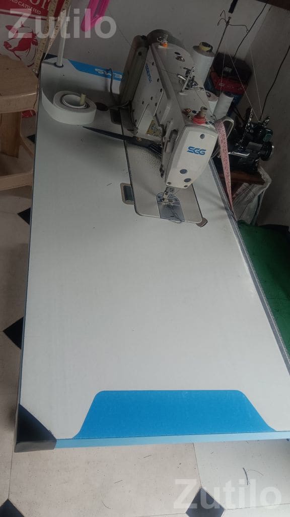 SGG Industrial Sewing Machine with Table - Textile Machinery - Gadhada - Image 4