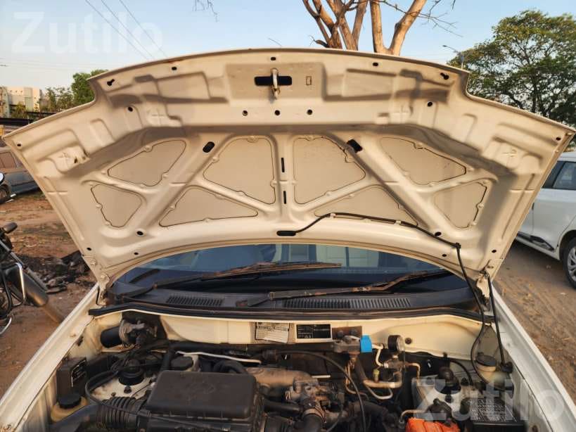 2014 Hyundai Eon Petrol CNG 2nd Owner - Cars - Mehsana City - Image 3