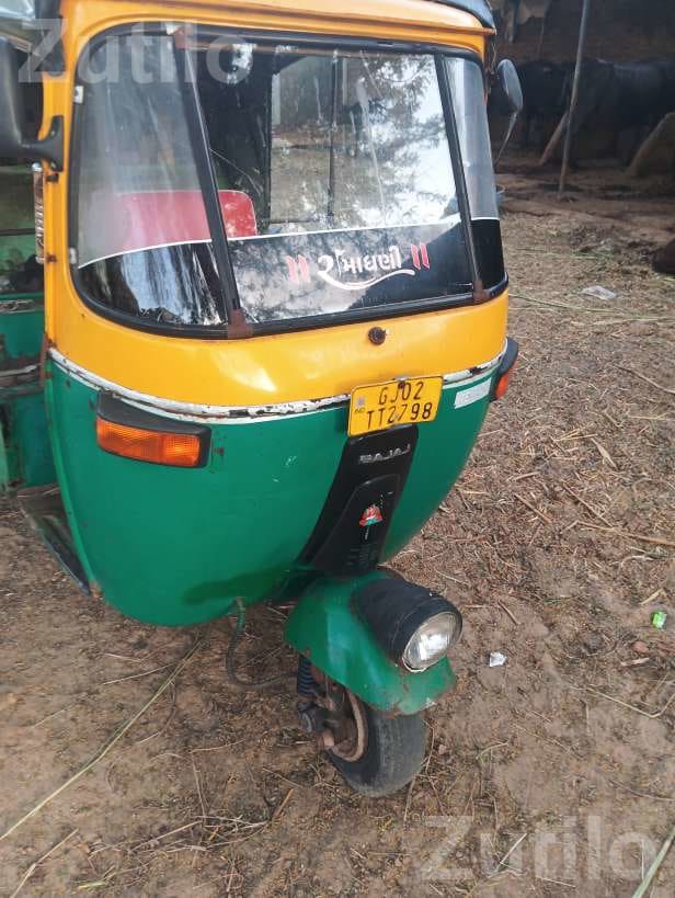 2009 Bajaj CNG Auto Rickshaw - Auto Rickshaws - Unjha - Image 4