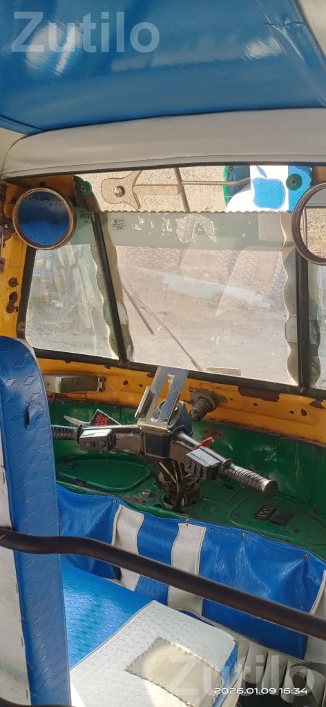 2015 Compact Auto Rickshaw 2 Stroke