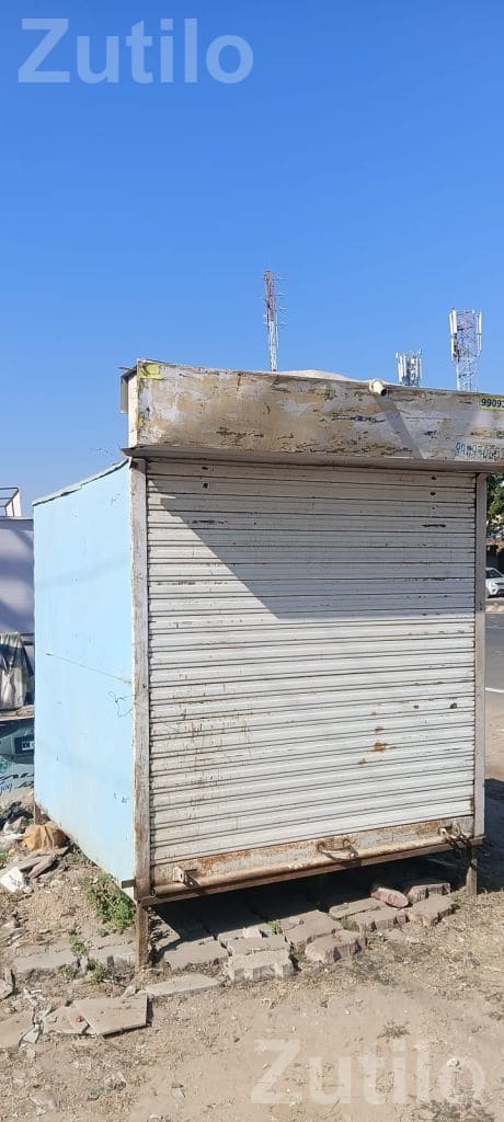 Roadside Cabin Shop Structure with Shutter - Shops - Mehsana City - Image 5