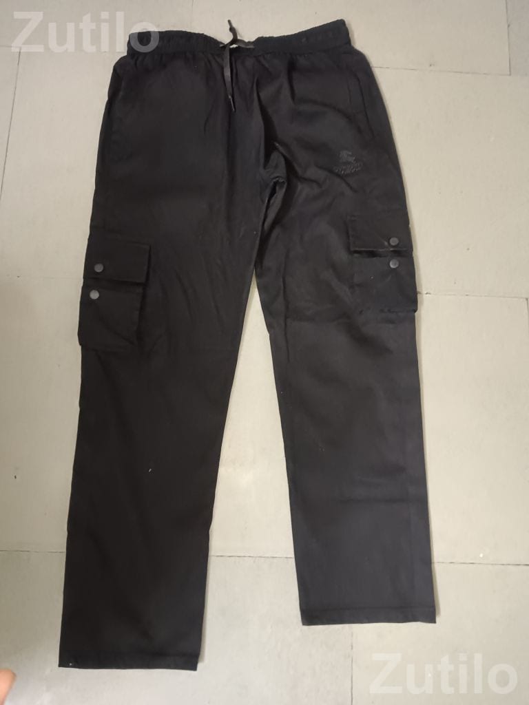 Black Cargo Pants for Men - પુરુષોના કપડા - અમદાવાદ શહેર - Image 2