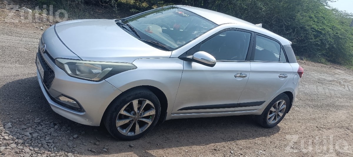 Hyundai i20 Elite 2014 Diesel Manual - કાર - પોરબંદર - Image 2