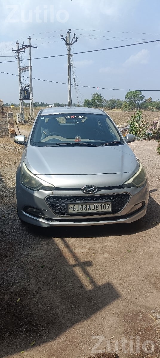 Hyundai i20 Elite 2014 Diesel Manual - કાર - પોરબંદર - Image 3