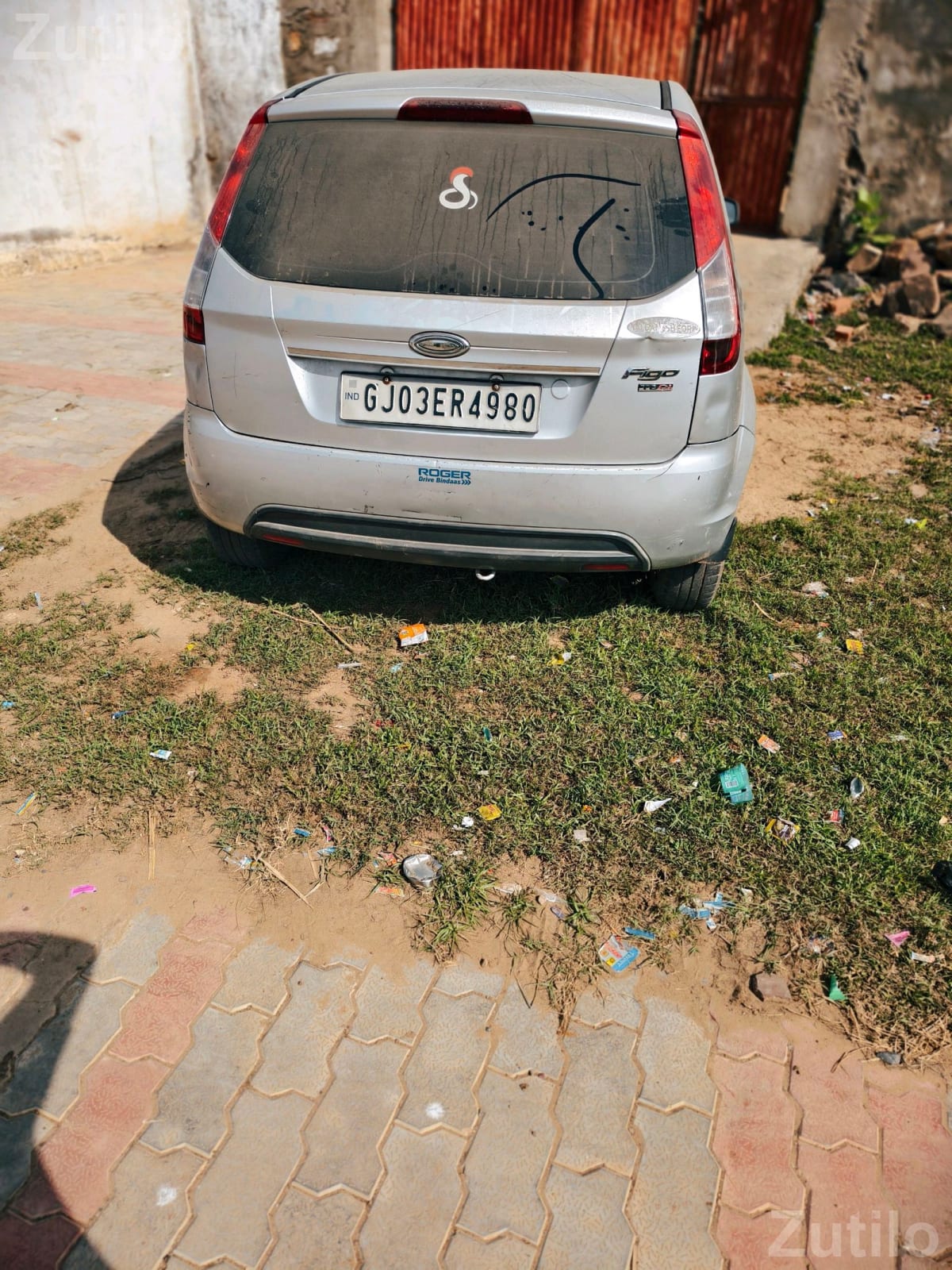 Ford Figo 2013 Hatchback 145000 km - કાર - રાપર - Image 4
