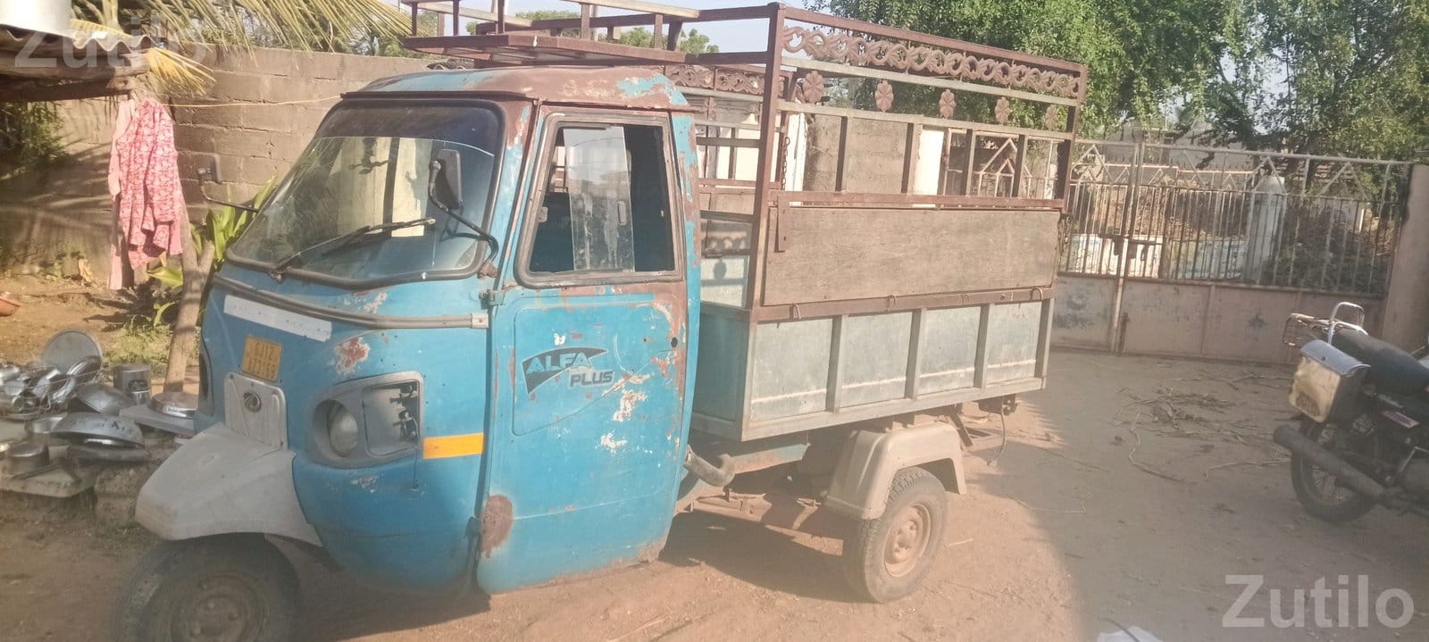 Alpha Loading Auto Rickshaw 2015 - Auto Rickshaws - Mandvi - Image 3