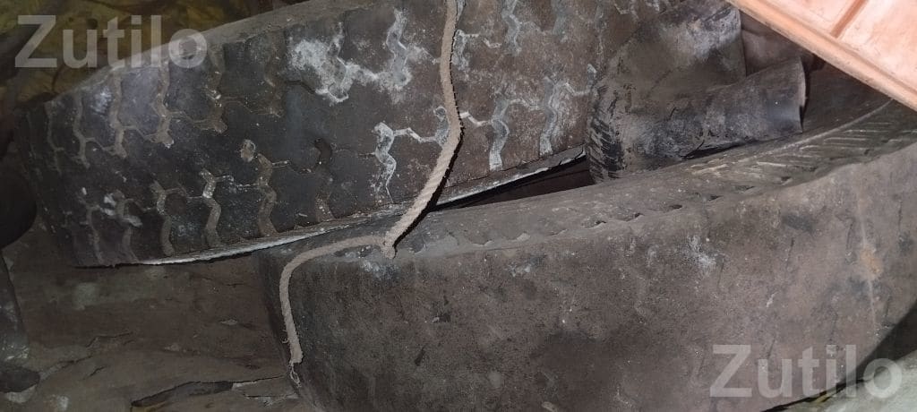 MRF 10.00-20 Truck Tyres Set of 2 - Auto Parts - Porbandar City - Image 3