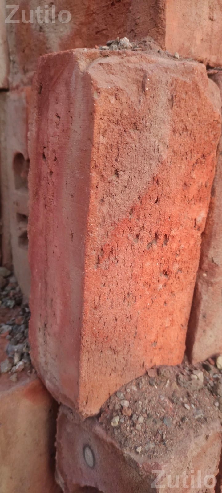 Construction Red Bricks for Building Work - ટૂલ્સ અને હાર્ડવેર - ભુજ - Image 2