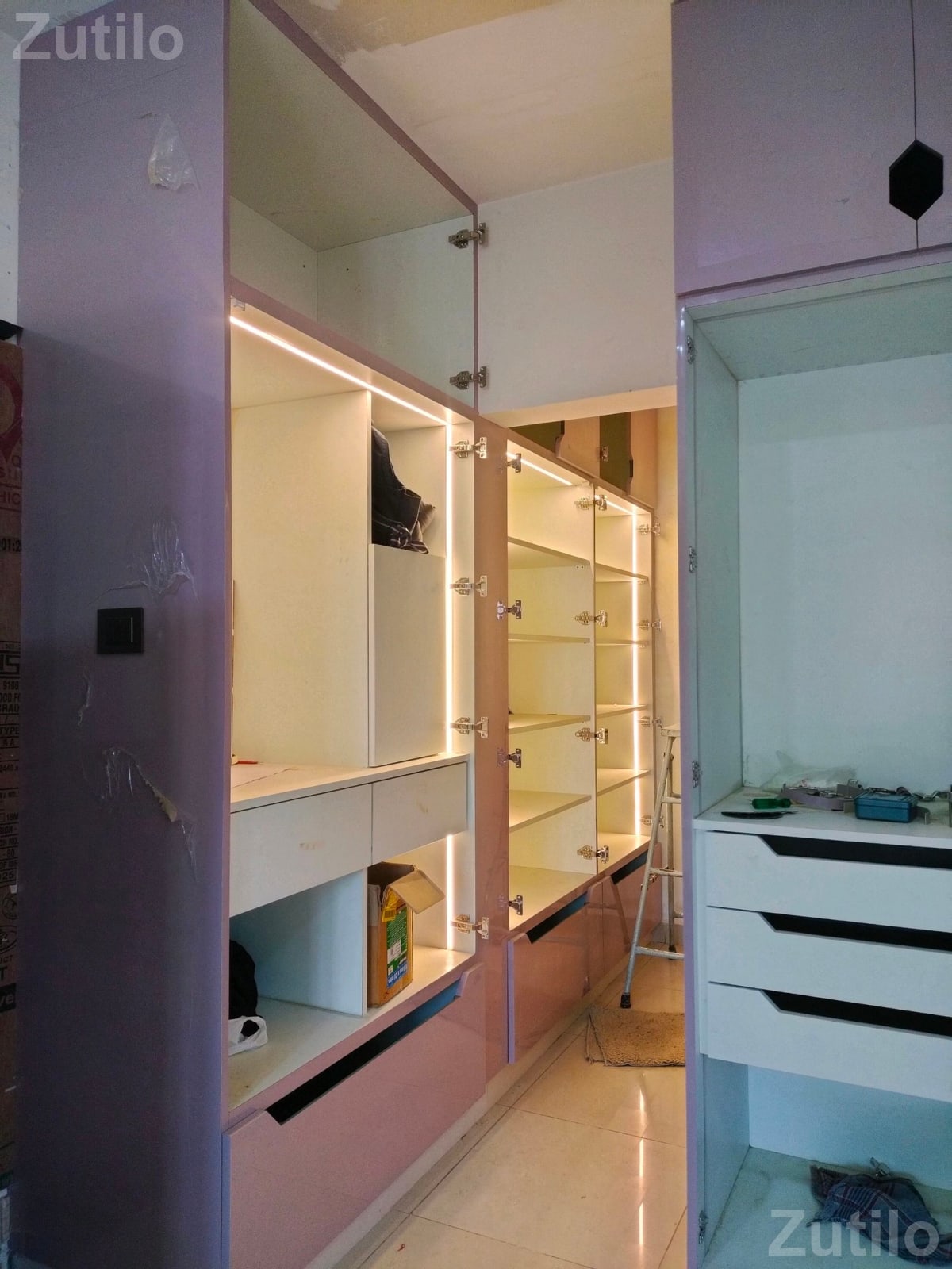 Wall Mounted Cupboard and Study Table Unit - કબાટ અને સ્ટોરેજ - ભુજ - Image 5
