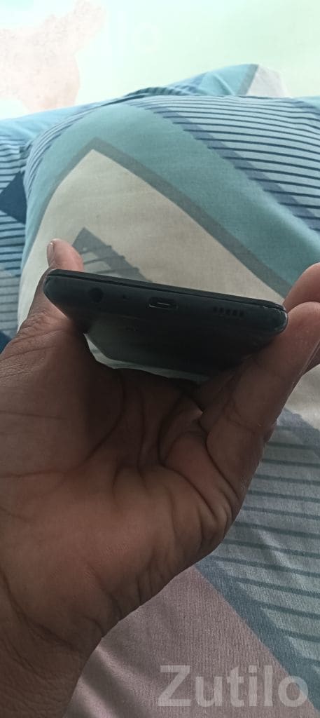 Mobile Phone for Sale Black Handset - મોબાઇલ ફોન - રાજકોટ શહેર - Image 3