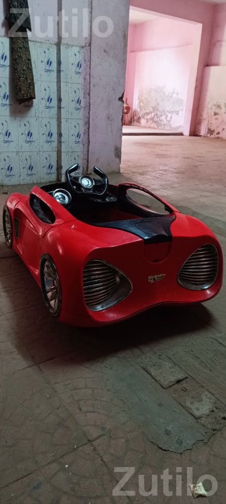 Kids Ride On Toy Car in Running Condition - Toys - Wadhwan - Image 2