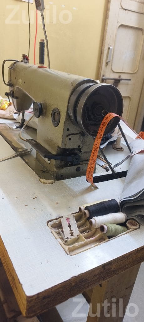 Industrial Sewing Machine with Table