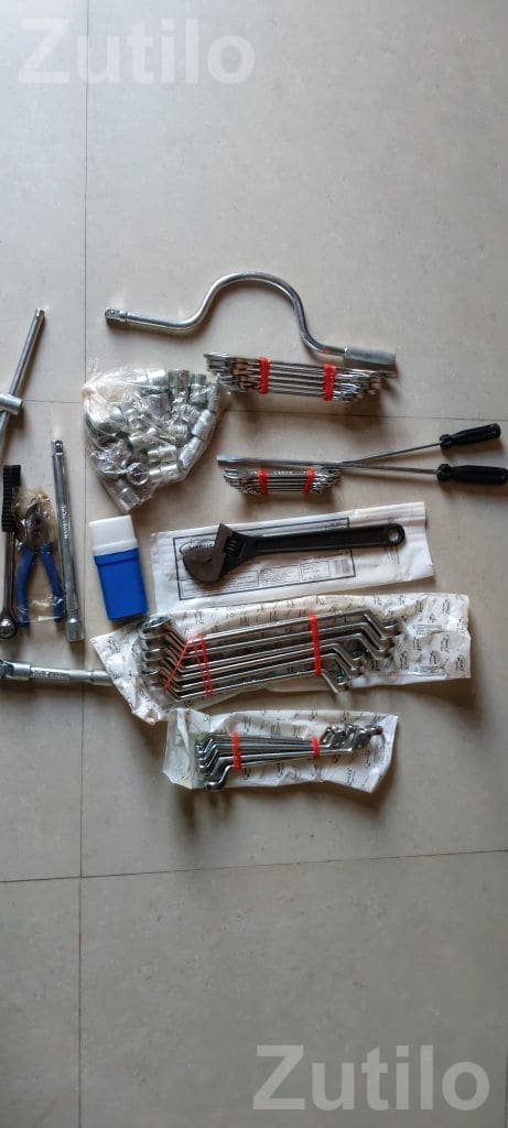 Garage Tool Set with Spanners and Wrenches
