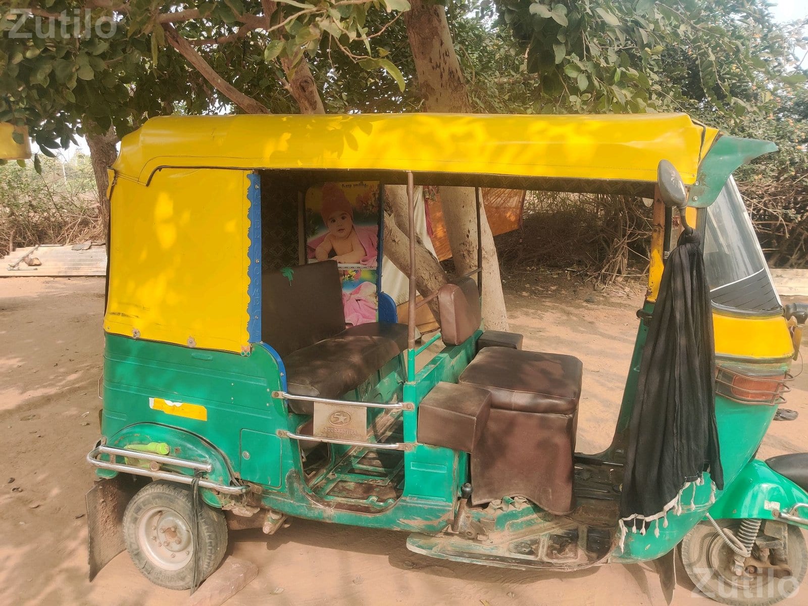 CNG Auto Rickshaw for Sale - ઓટો રિક્ષા - પાલનપુર - Image 4