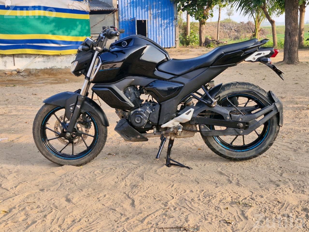 Yamaha FZS V4 2020 Bike 1 Owner - બાઇક્સ - પાલનપુર - Image 4
