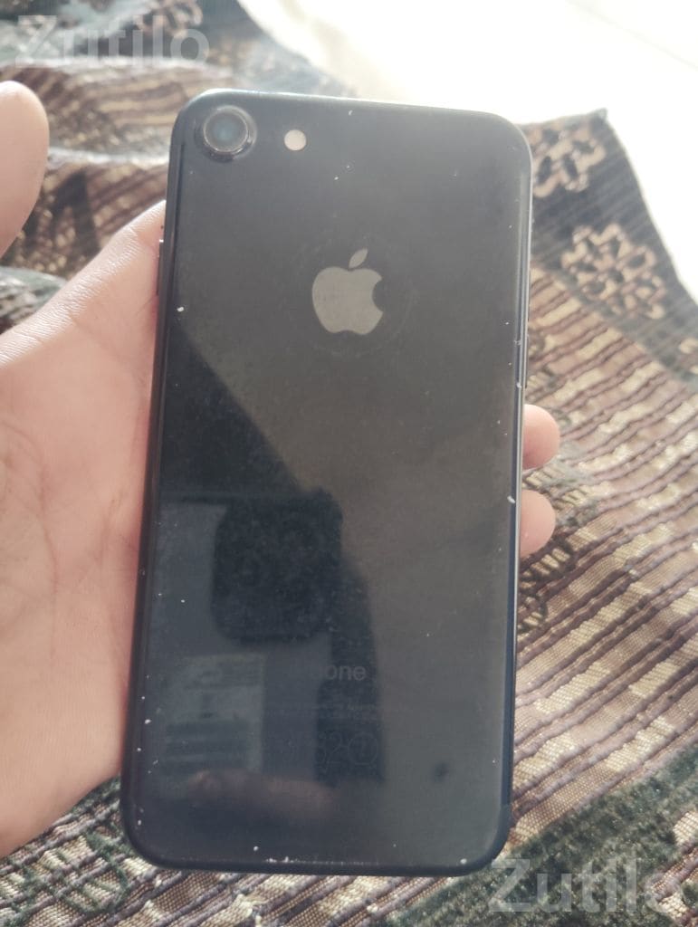 Apple iPhone Smartphone Black - મોબાઇલ ફોન - લાલપુર - Image 5