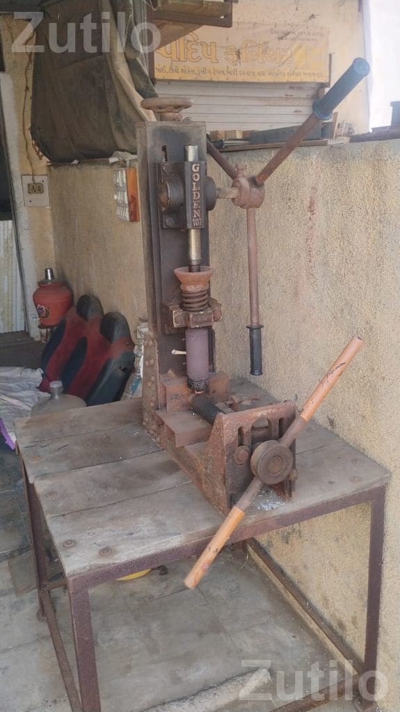 Single Phase Molding Machine for Sale - મશીનરી - ઢ્રોલ - Image 3