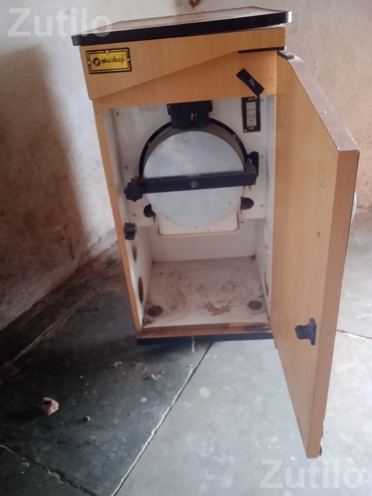 Domestic Flour Mill with Motor Issue Domestic Flour Mill with Motor Issue