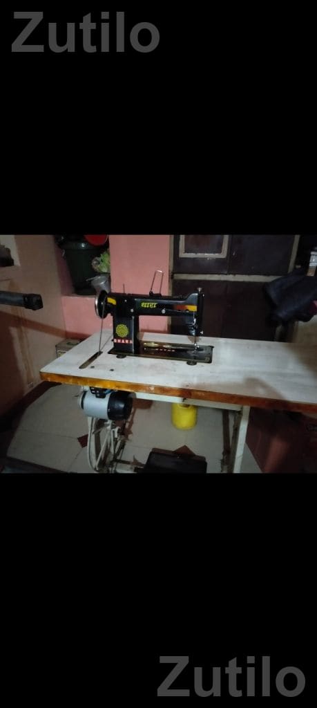 Sewing Machine with Motor and Table - અન્ય ઔદ્યોગિક વસ્તુઓ - જામજોધપુર - Image 3