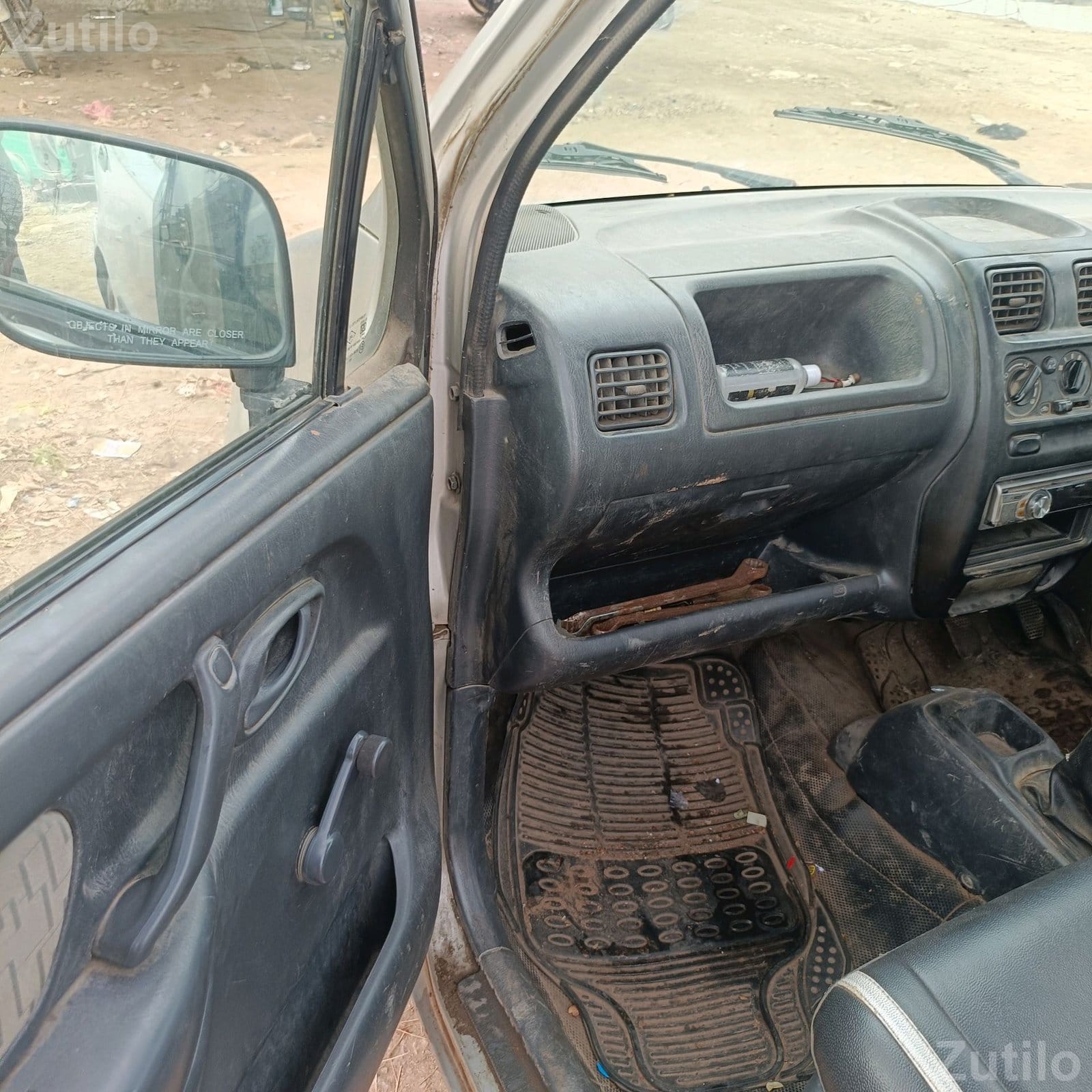 2009 CNG Car with Running Insurance and Passing - Cars - Wankaner - Image 4