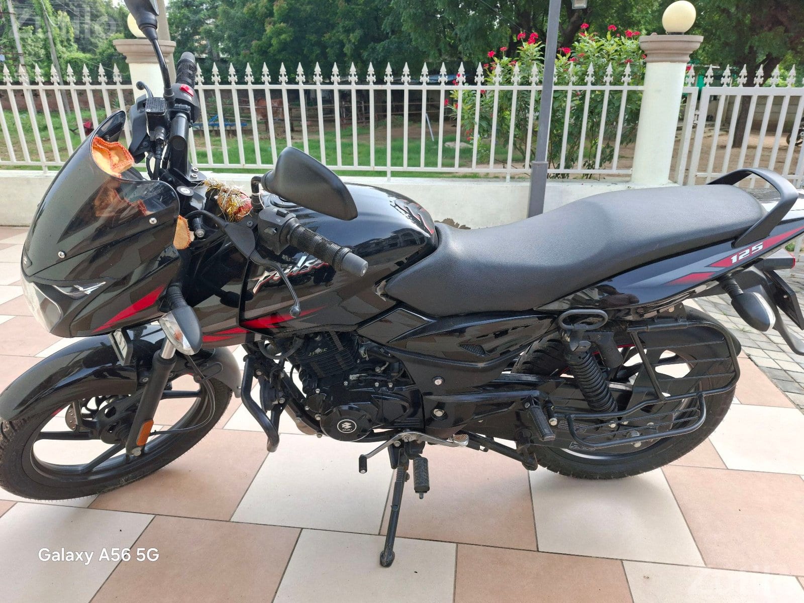 2024 Bajaj Pulsar Bike Black - Bikes - Ahmedabad City - Image 2