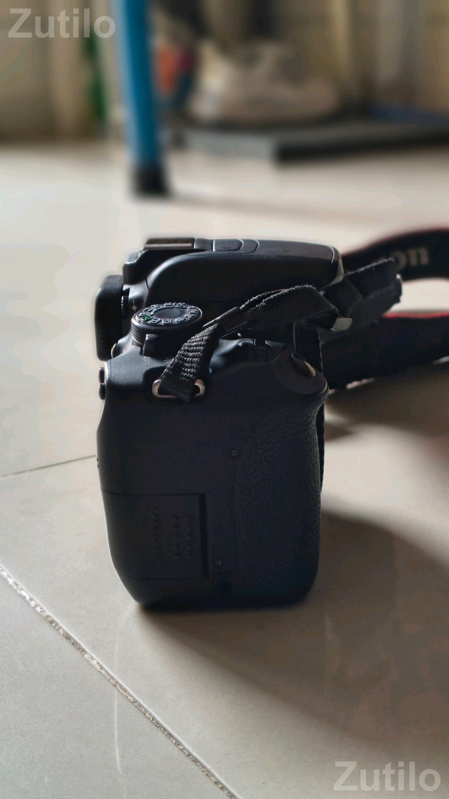 Canon EOS 700D DSLR Camera with 18-135mm Lens