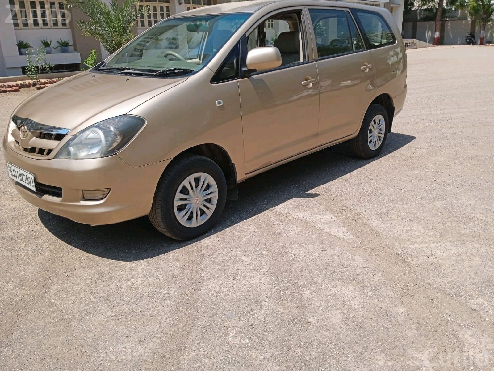 Toyota Innova 2.0 G Petrol 2005 Toyota Innova 2.0 G Petrol 2005