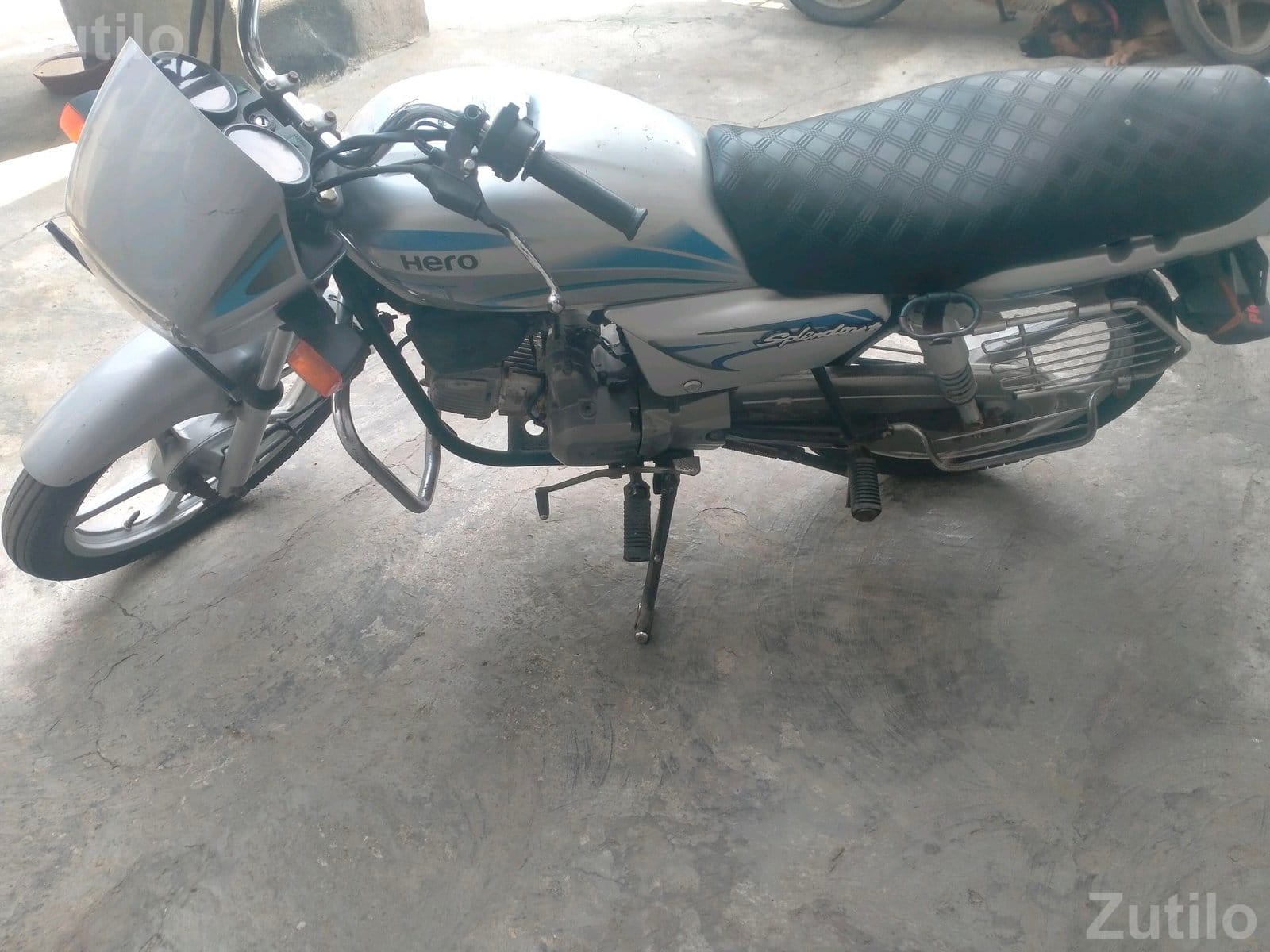 Hero Splendor i3S 2017 Bike - બાઇક્સ - ગોંડલ - Image 5