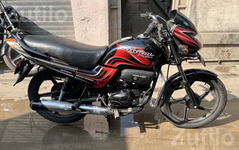 Hero Passion 2012 Bike 1 Owner - બાઇક્સ - રાજકોટ શહેર - Image 2