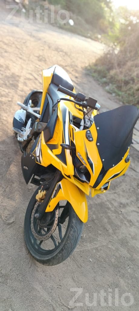 2016 Bajaj Pulsar Bike with 1717 Number 2016 Bajaj Pulsar Bike with 1717 Number