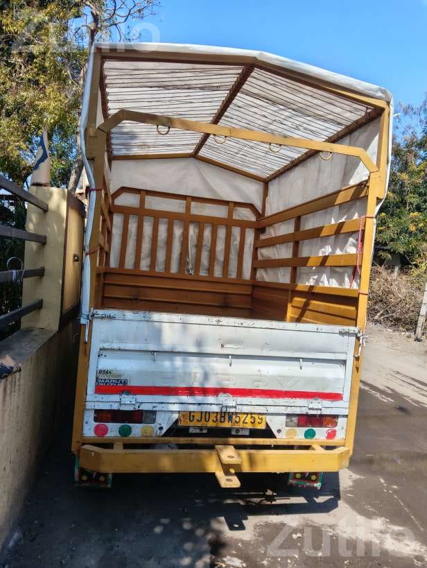 Maruti Suzuki Super Carry 2020 Petrol CNG - ટ્રક અને લોરી - જસદણ - Image 4