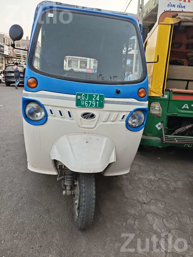2021 Electric Auto Rickshaw with 130 km Range