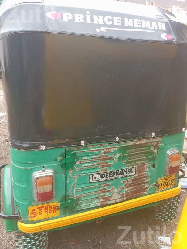 2010 CNG Auto Rickshaw 2010 CNG Auto Rickshaw