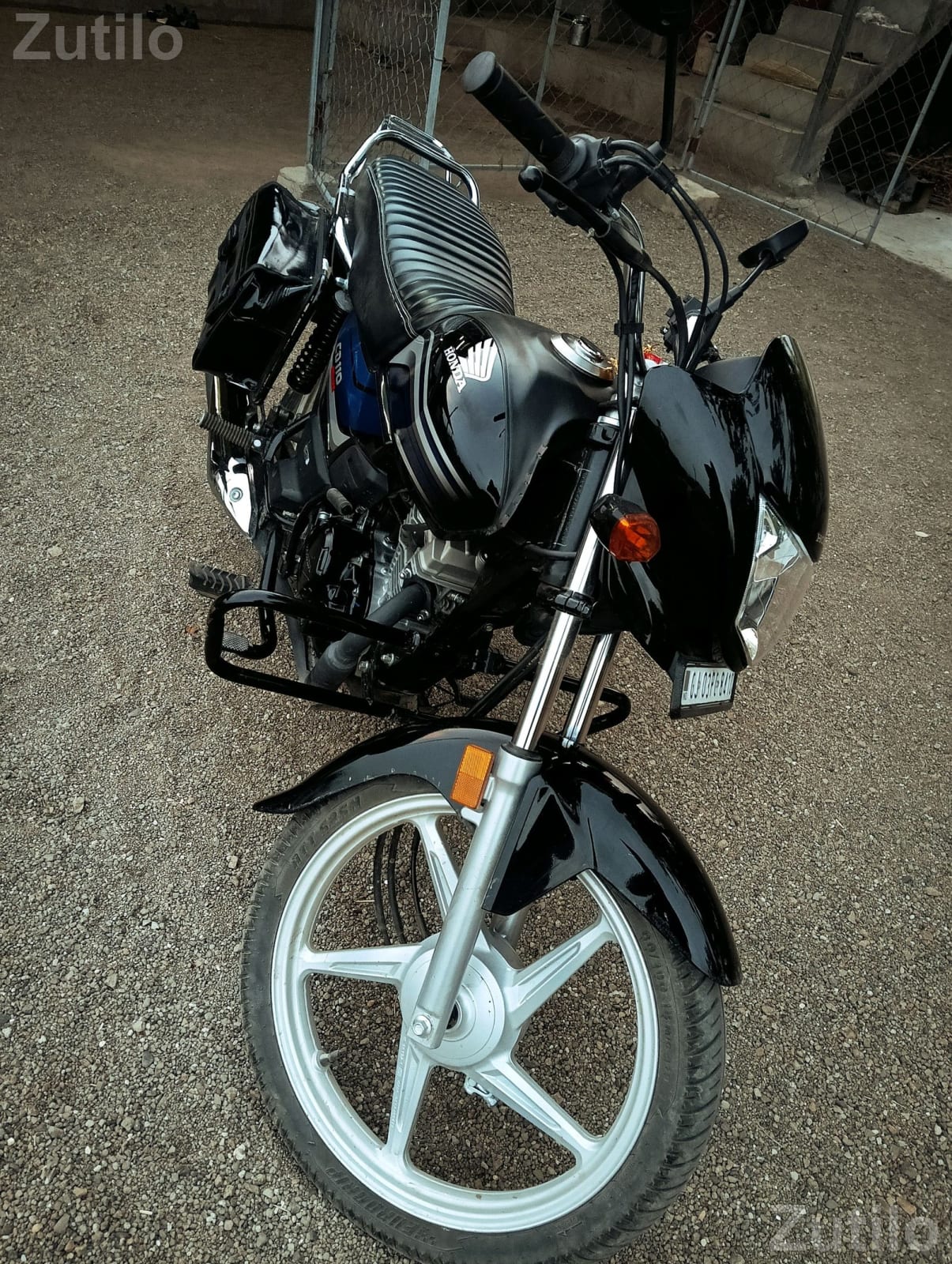 hond cd 110