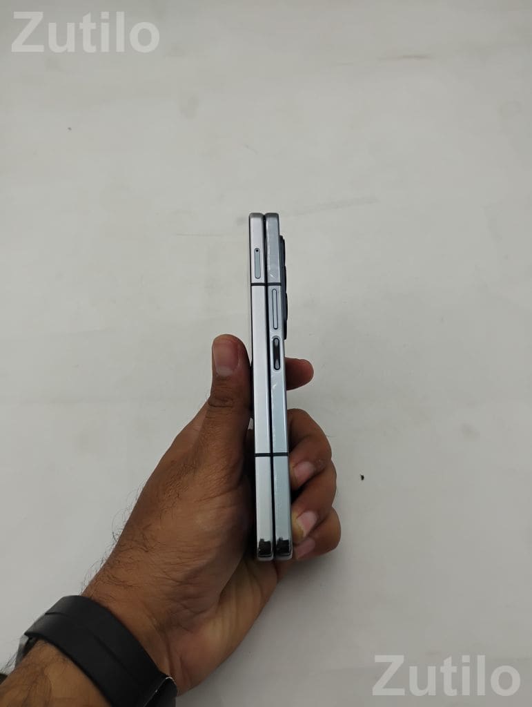 Samsung Galaxy Z Fold4 256GB Green - મોબાઇલ ફોન - રાજકોટ શહેર - Image 4