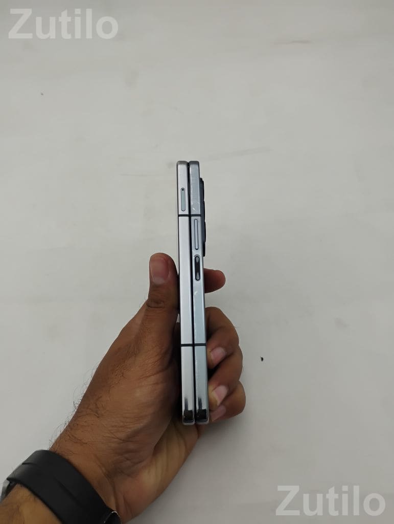 Samsung Galaxy Z Fold4 256GB Green - મોબાઇલ ફોન - રાજકોટ શહેર - Image 5