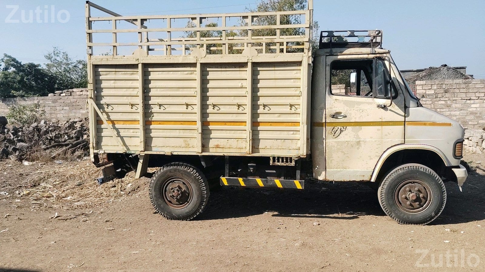 2008 Goods Carrier Loading Truck - ટ્રક અને લોરી - ઉપલેટા - Image 2