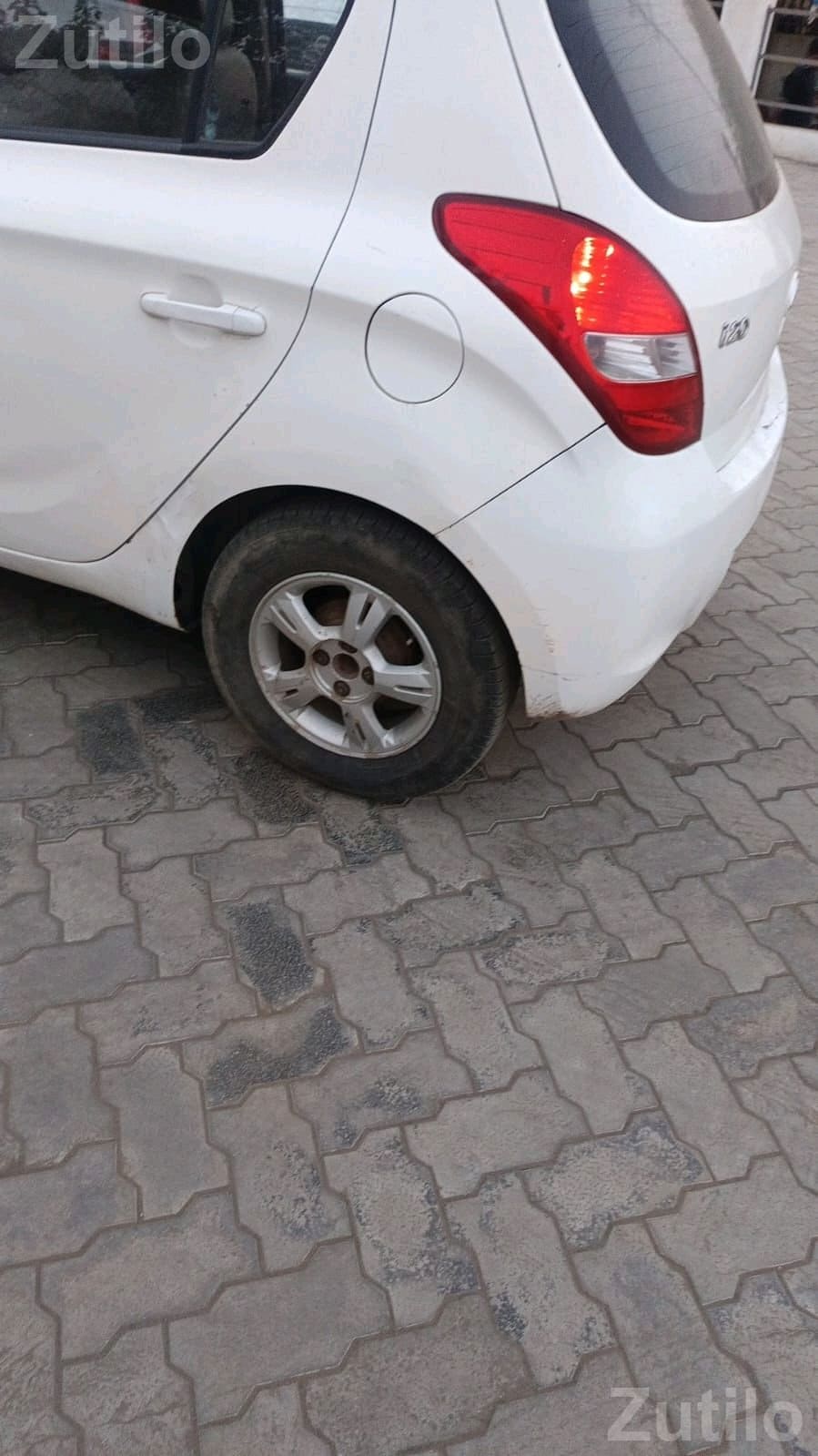 Hyundai i20 2011 Second Owner Car - કાર - રાજકોટ શહેર - Image 2
