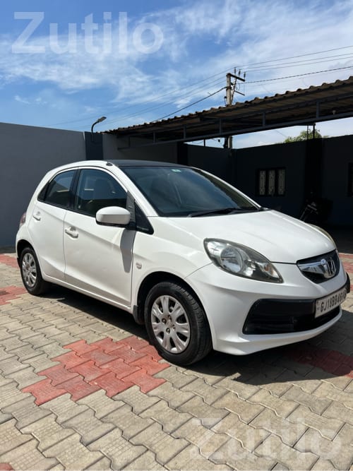 Honda Brio 2013 Petrol First Owner - Cars - Dhoraji - Image 2