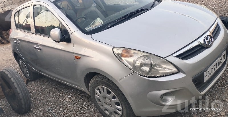 Hyundai i20 Magna Diesel 2011-12 - કાર - ઉપલેટા - Image 2