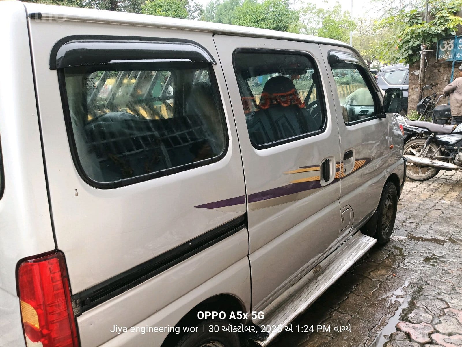 Maruti Suzuki Eeco 2020 Model - કાર - રાજકોટ શહેર - Image 5