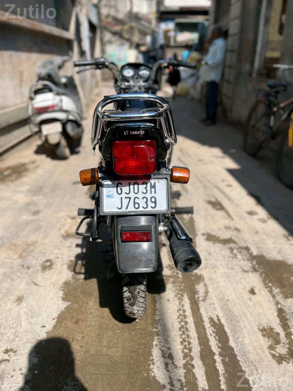 Hero Splendor Plus 2022 Bike 11700 Km - બાઇક્સ - રાજકોટ શહેર - Image 2