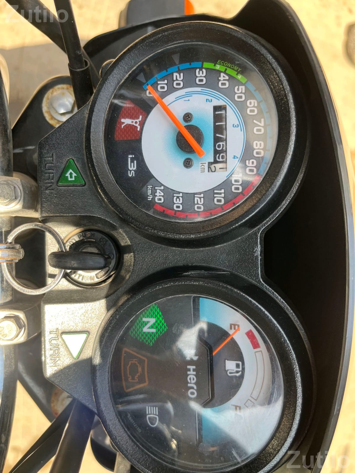Hero Splendor Plus 2022 Bike 11700 Km - બાઇક્સ - રાજકોટ શહેર - Image 4